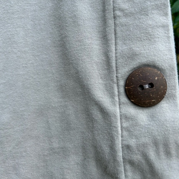 Soft Surroundings Newport Beach pants Sz S. Button trim - Picture 2 of 2